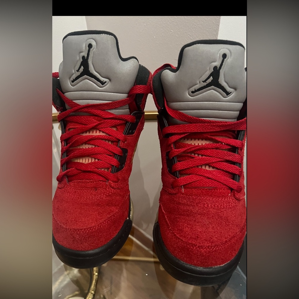 Nike Air Jordan 5 Retro GS Bull Toro Bravo Size 6Y in perfect condition